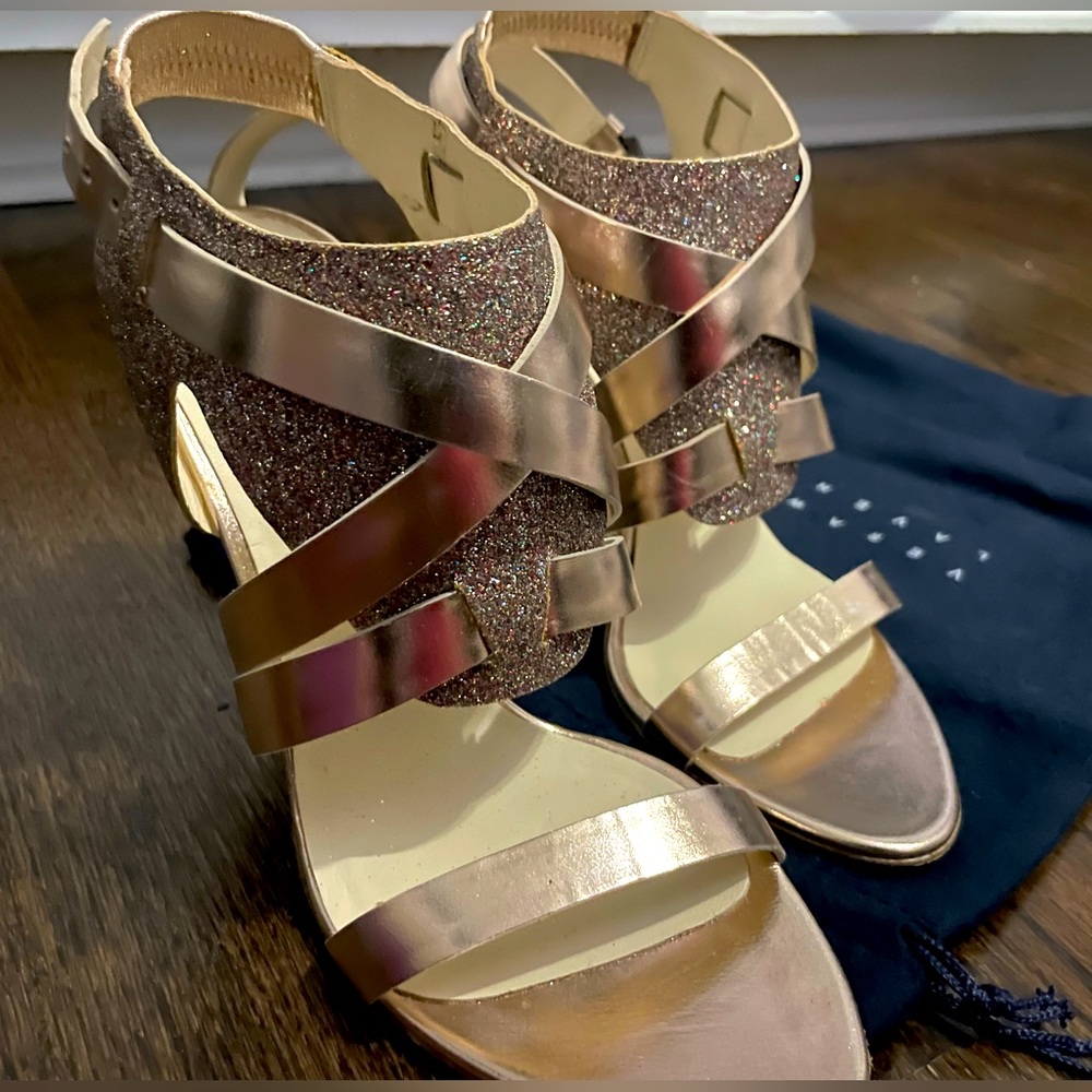 NITB Vera Wang Lavendar sparkle heels. Color rose gold. 4.25” heel height.